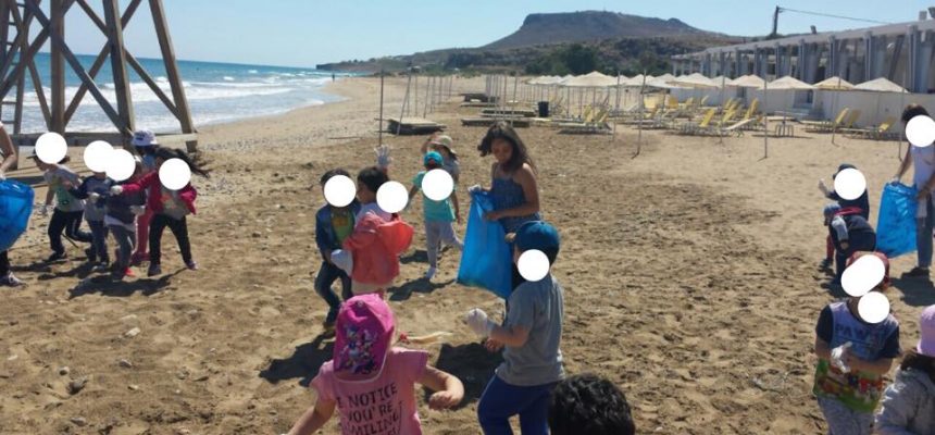 Εθελοντικός καθαρισμός παραλίας Εθελοντικός καθαρισμός παραλίας